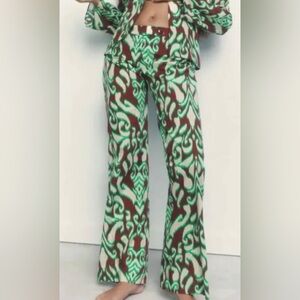 Zara Printed Pants NWT large